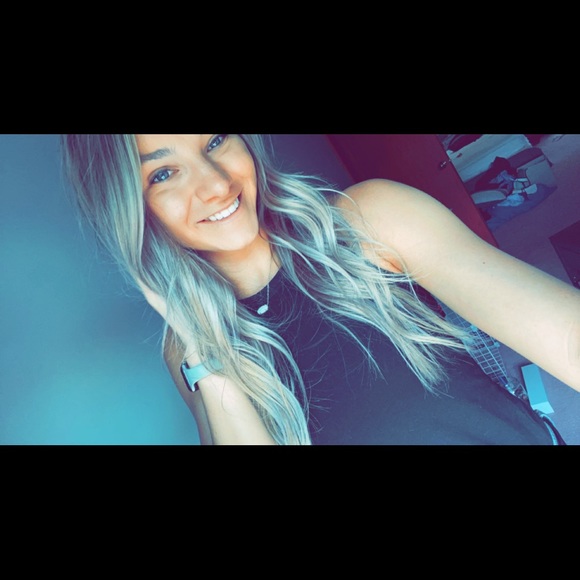 Meet your Posher, Erika - Picture 1 of 1